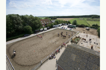 4-persoons woning op manege vlakbij strand op ponyhof Aagtekerke VMP096